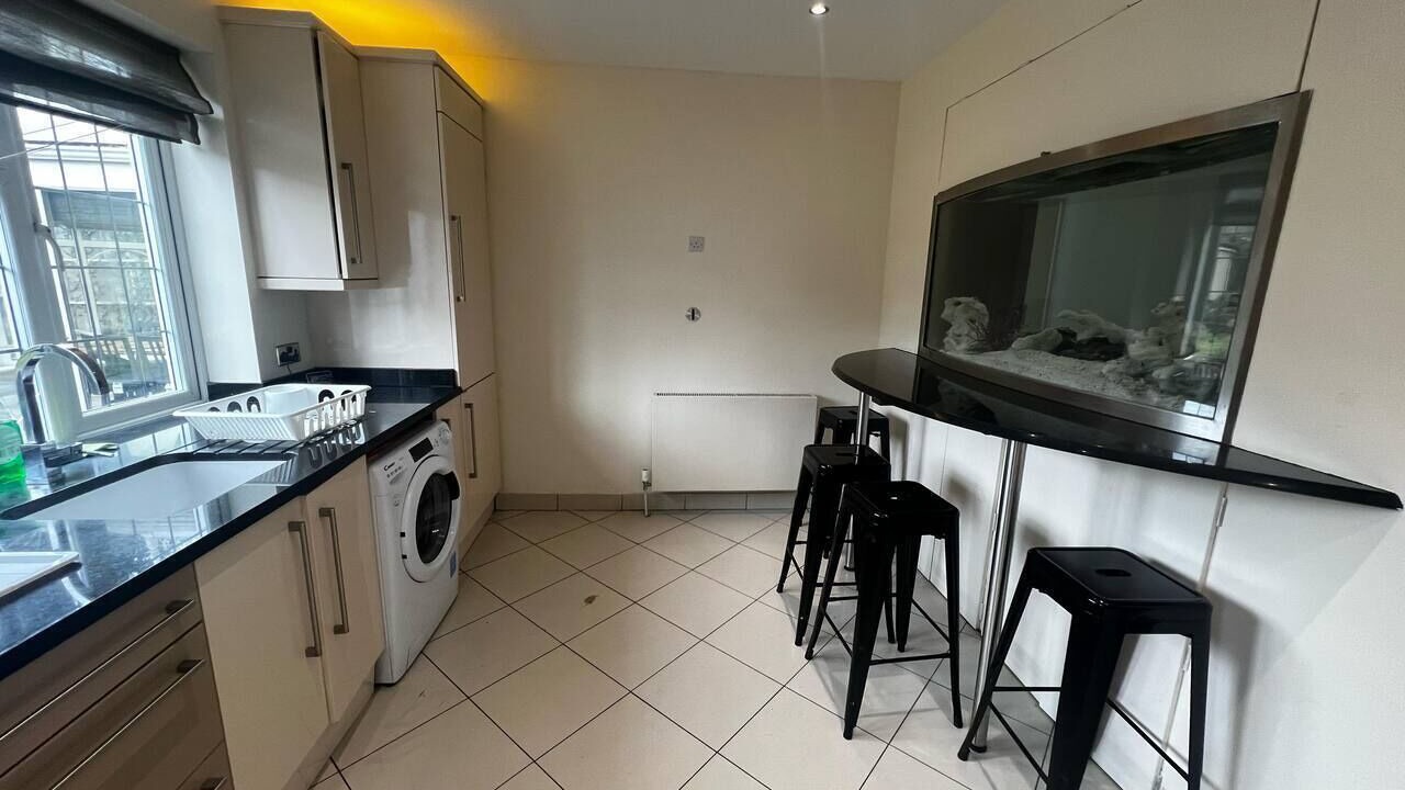 Photo of Others in Luton