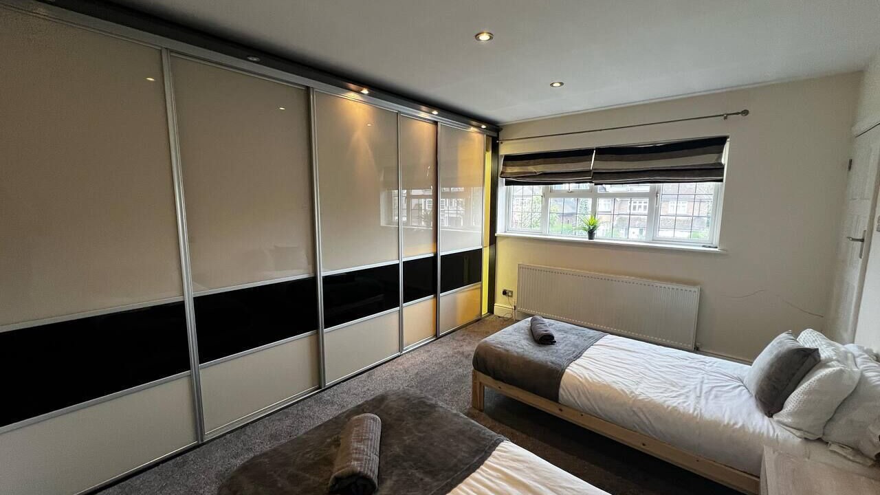 Photo of Others in Luton