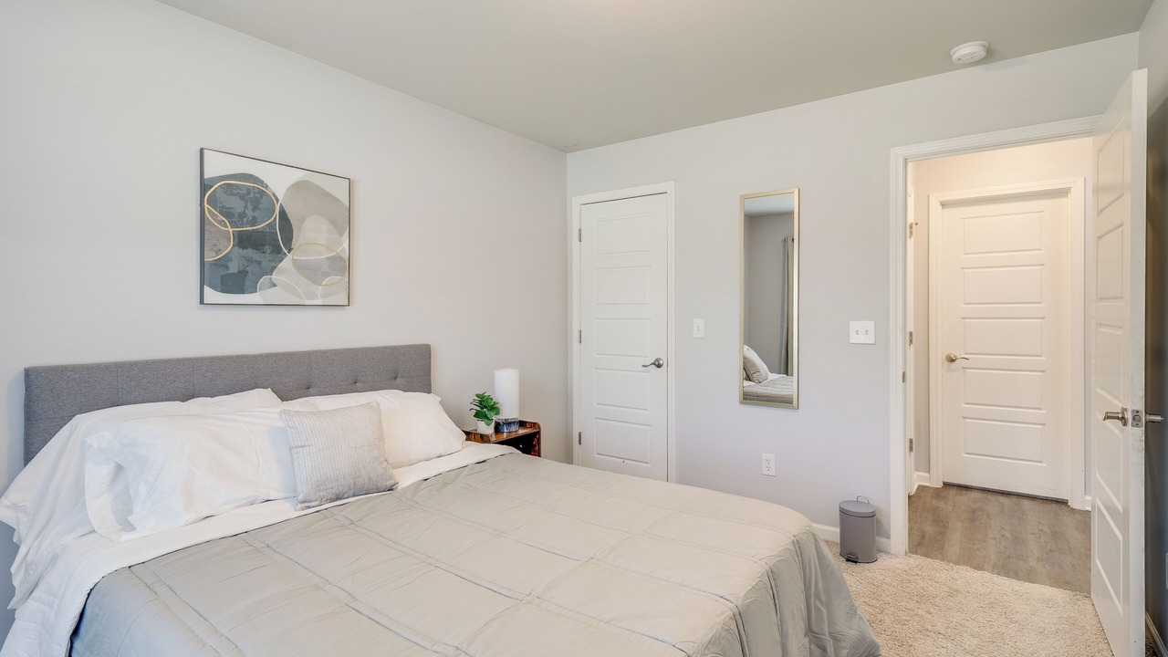Photo of Bedroom in Normal