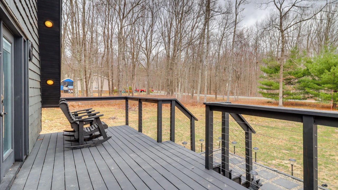 Photo of Patio Balcony in Mount Pocahontas