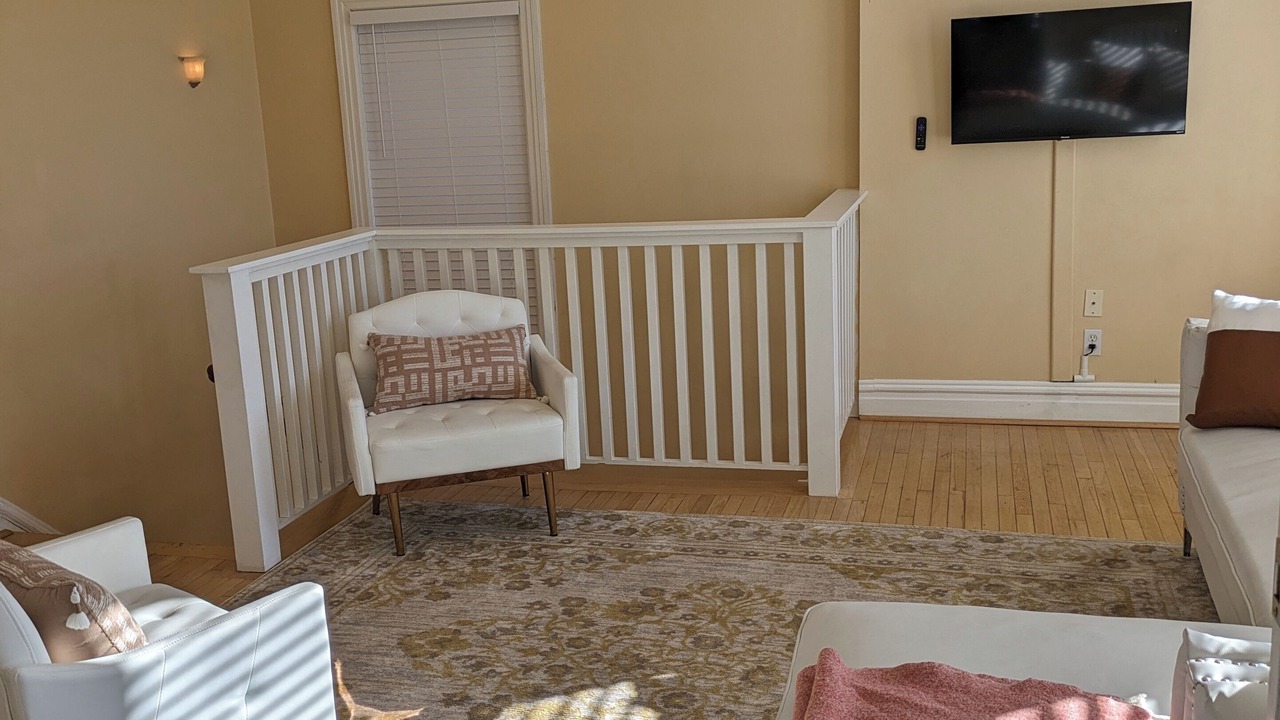 Photo of Livingroom in Tower Grove East