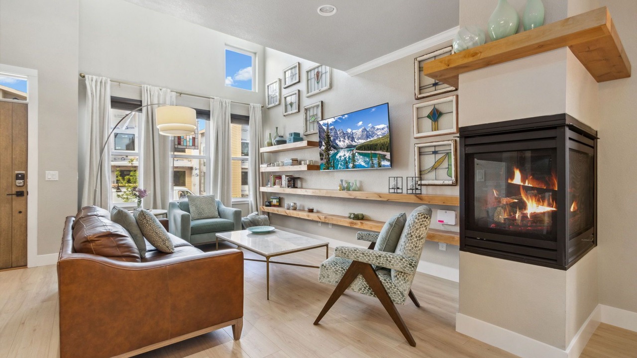 Photo of Livingroom in Old Town North