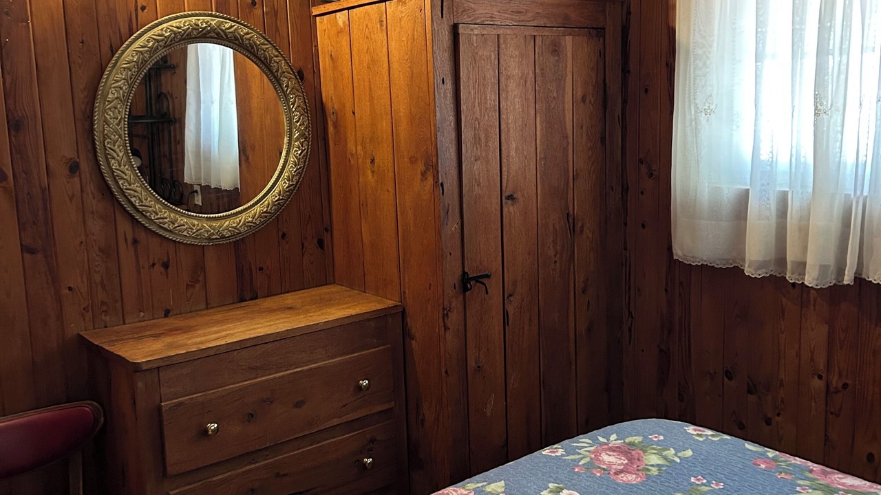 Photo of Bedroom in Bull Shoals