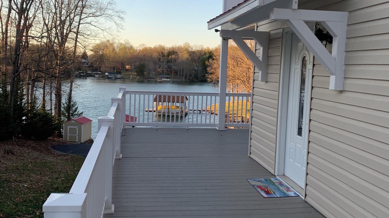 Photo of Patio Balcony in Huddleston