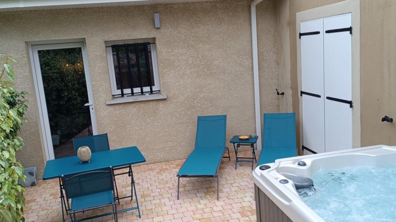 Photo of Patio Balcony in Valdurenque
