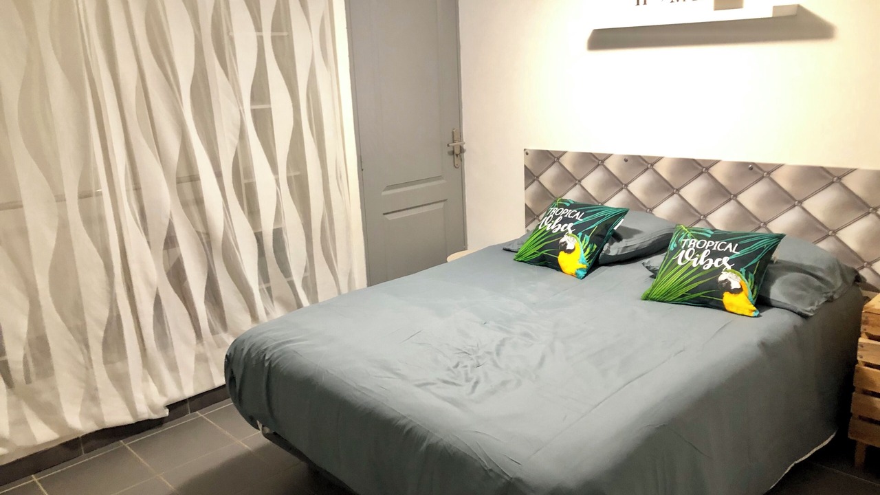 Photo of Bedroom in Salinelles