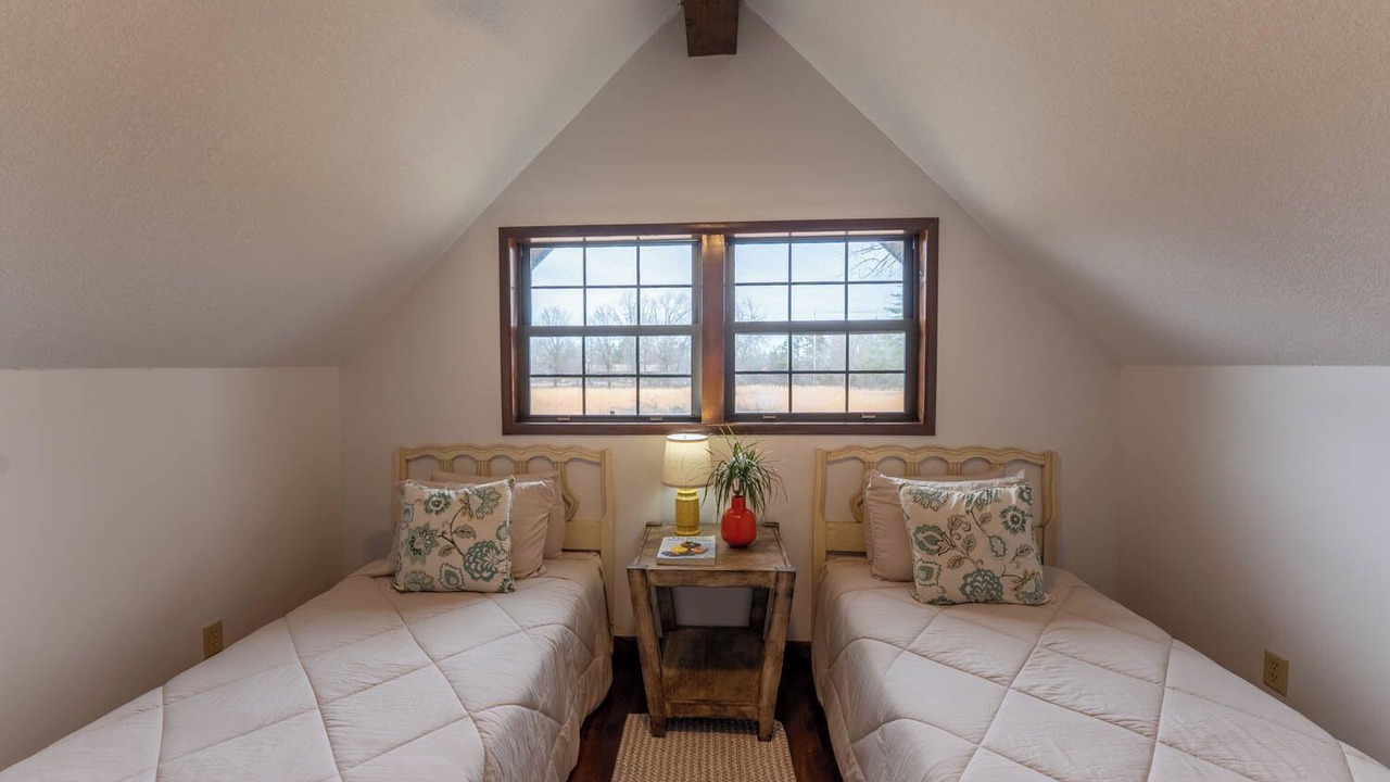 Photo of Bedroom in Mountain View