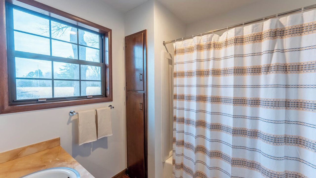 Photo of Bathroom in Mountain View