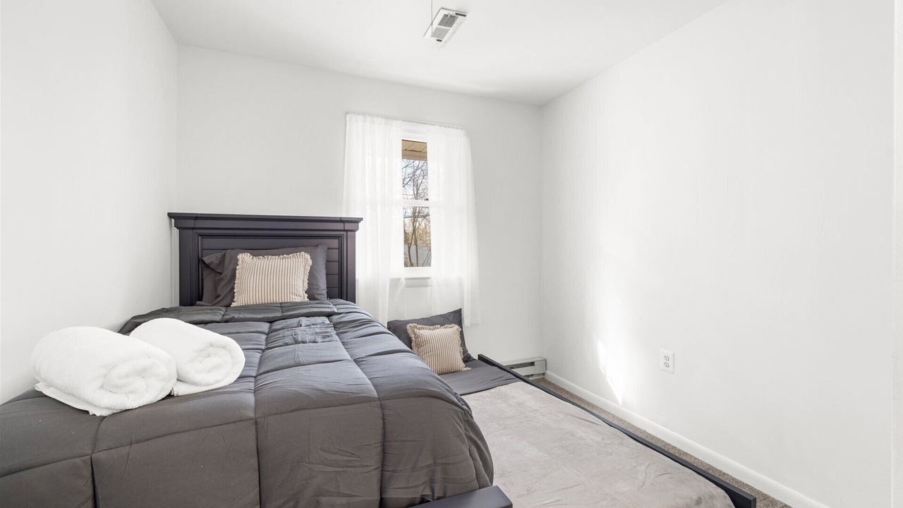 Photo of Bedroom in Cape Saint Claire