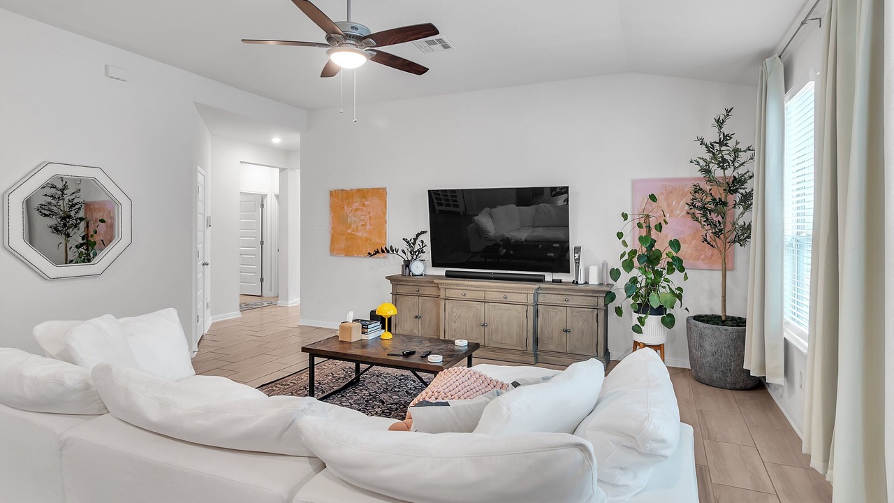 Photo of Bedroom in Medina Valley