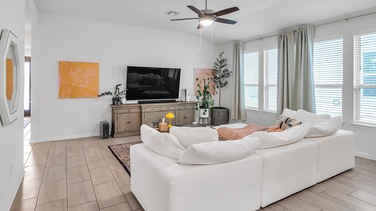 Photo of Bedroom in Medina Valley