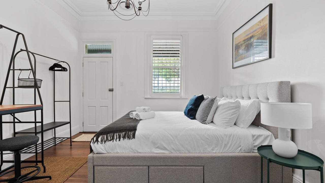 Photo of Others in Annandale