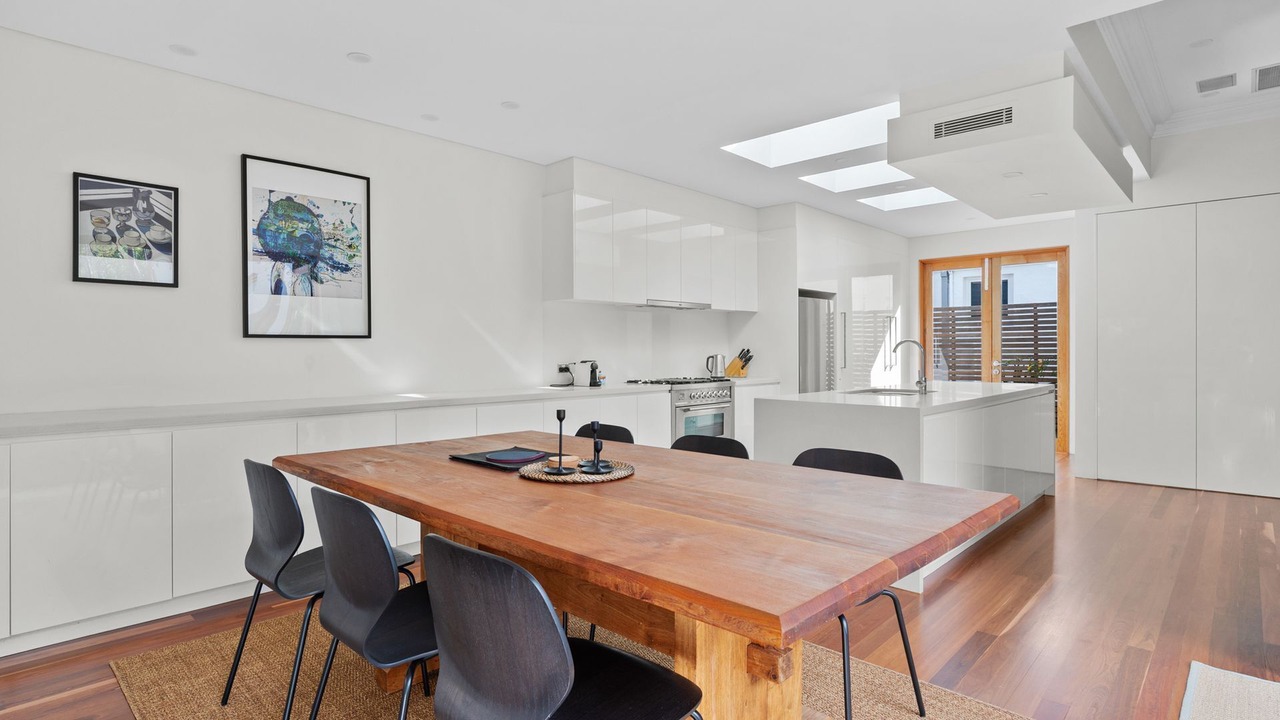 Photo of Others in Annandale