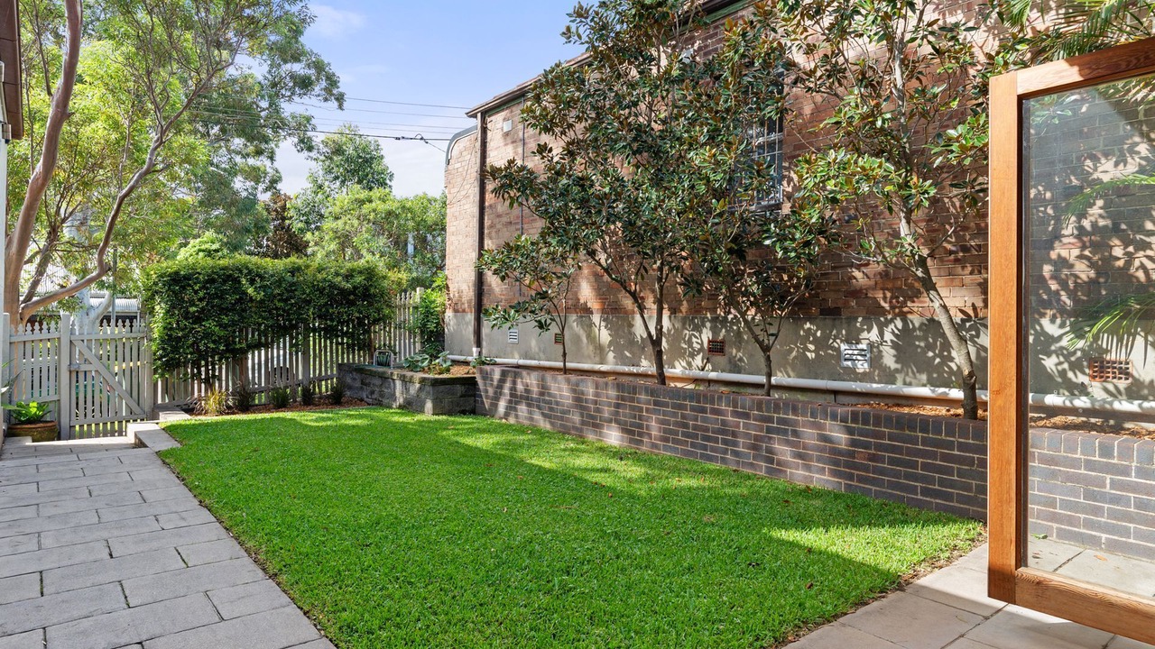 Photo of Outdoor in Annandale