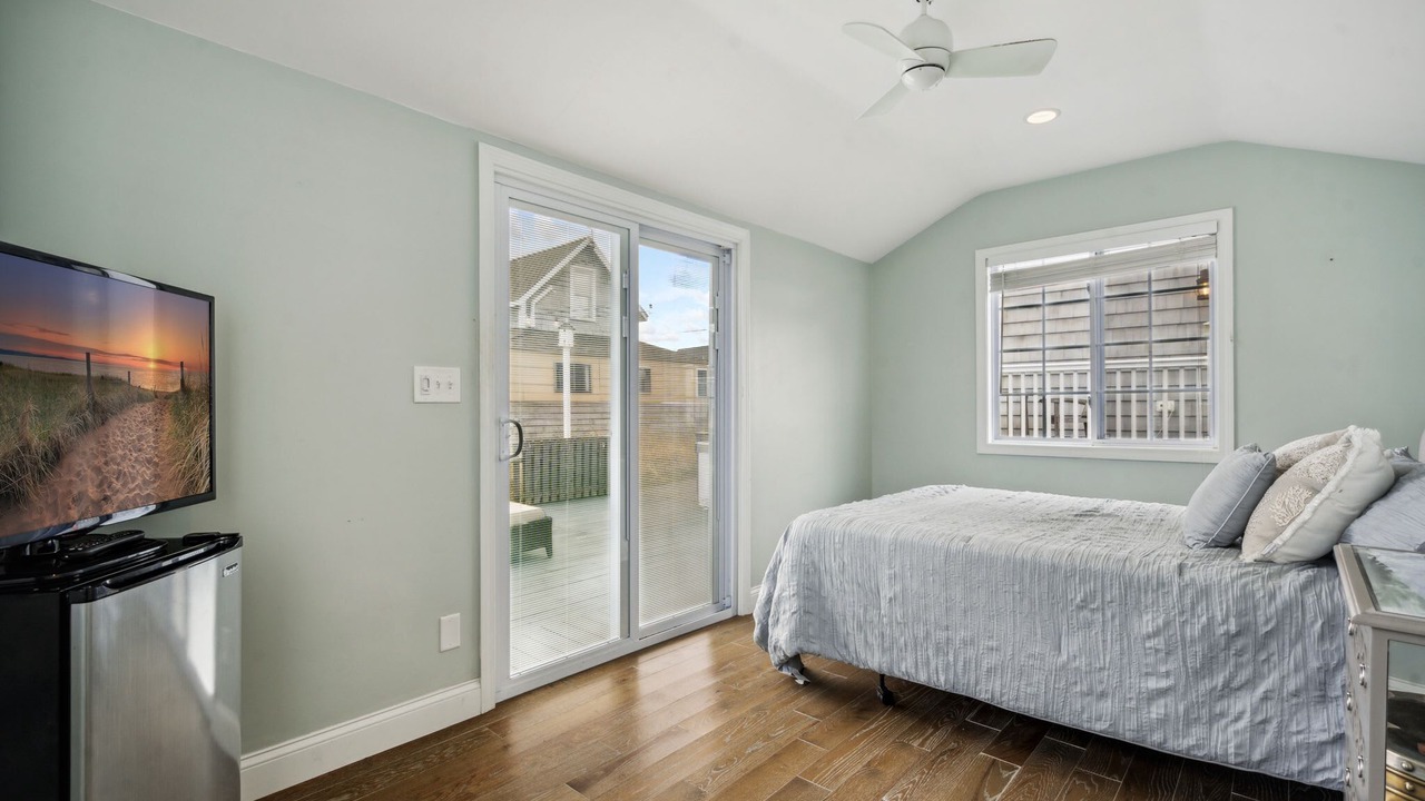 Photo of Bedroom in Newburyport