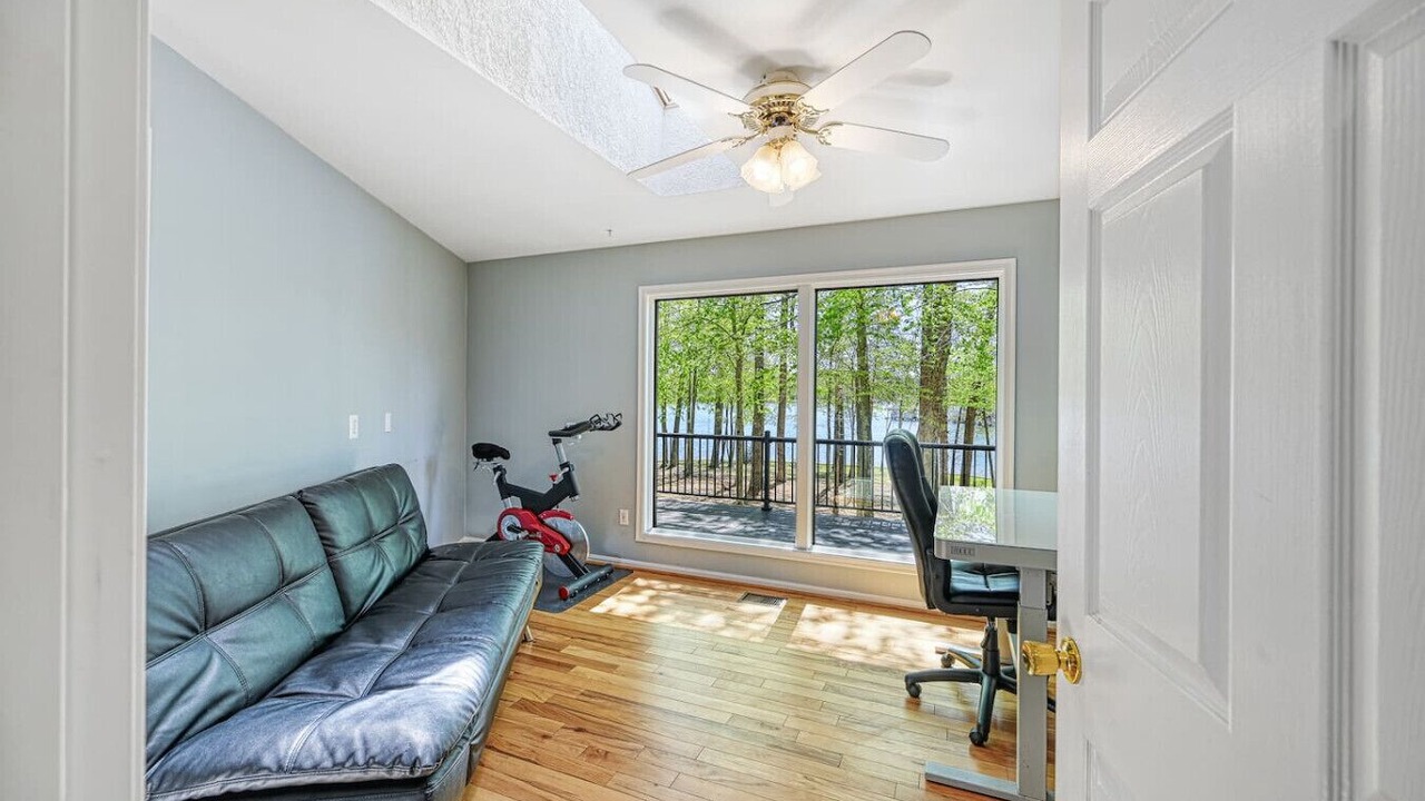 Photo of Livingroom in Bumpass