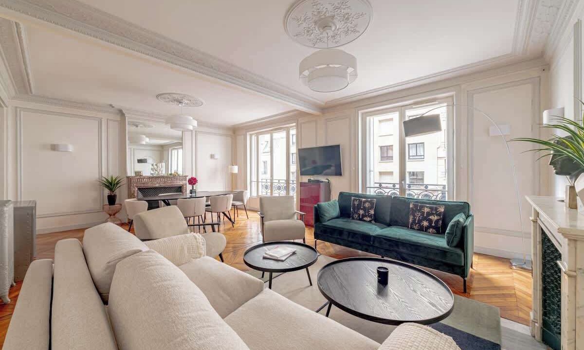 Photo of Livingroom in 16th Arrondissement