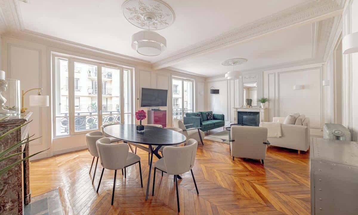 Photo of Livingroom in 16th Arrondissement