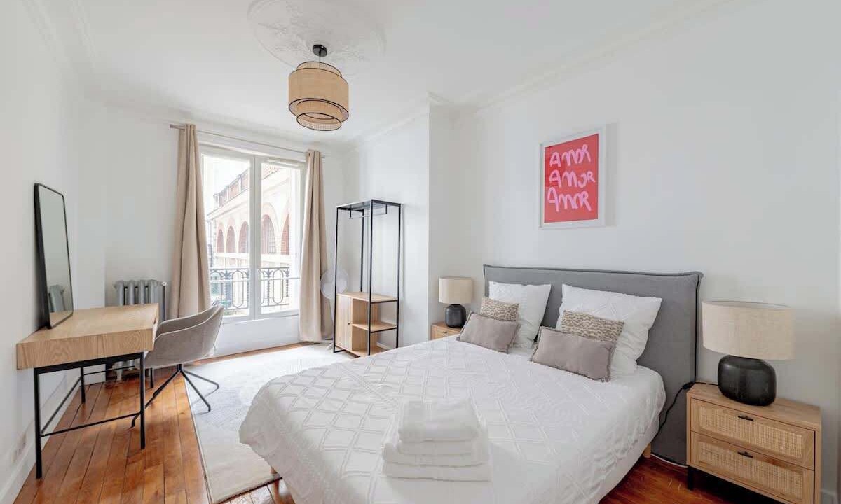 Photo of Bedroom in 16th Arrondissement
