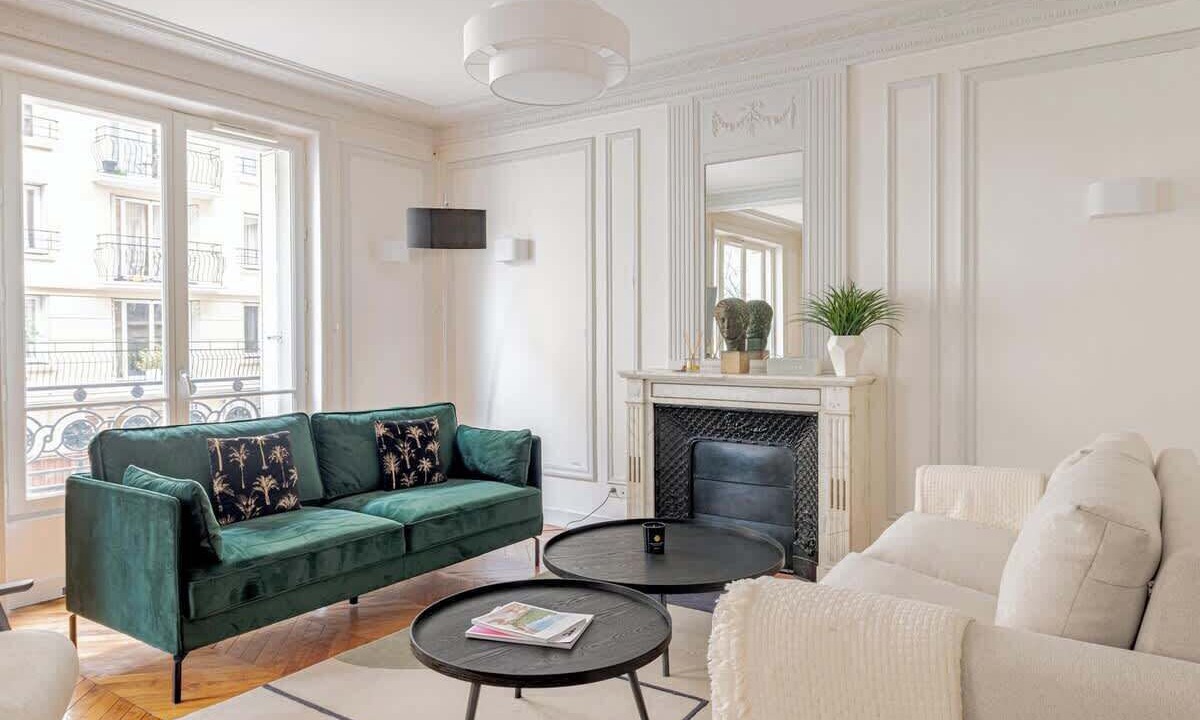 Photo of Livingroom in 16th Arrondissement