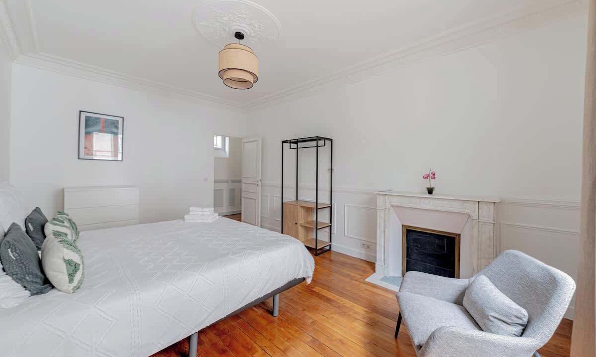 Photo of Bedroom in 16th Arrondissement
