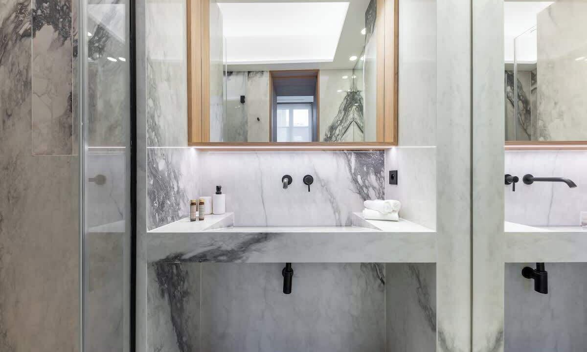 Photo of Bathroom in Les Iles