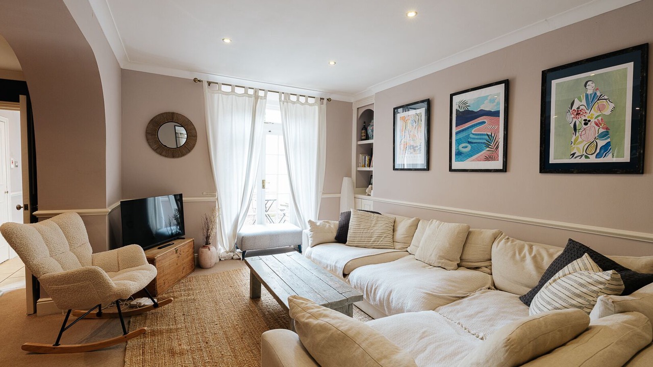 Photo of Livingroom in Clifton