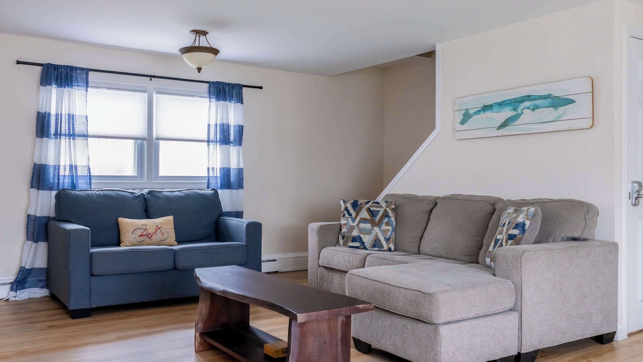 Photo of Livingroom in Easton's Point