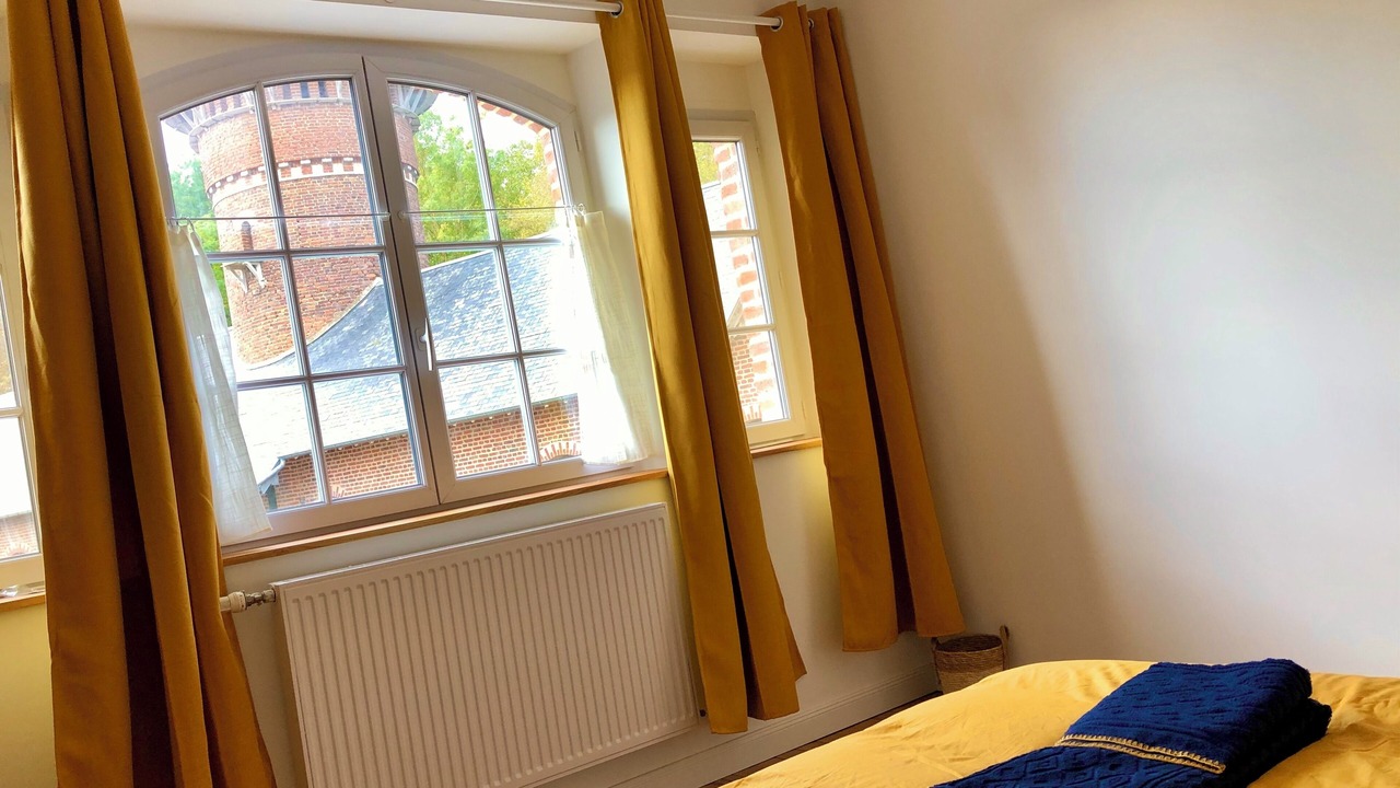 Photo of Bedroom in Suzanne