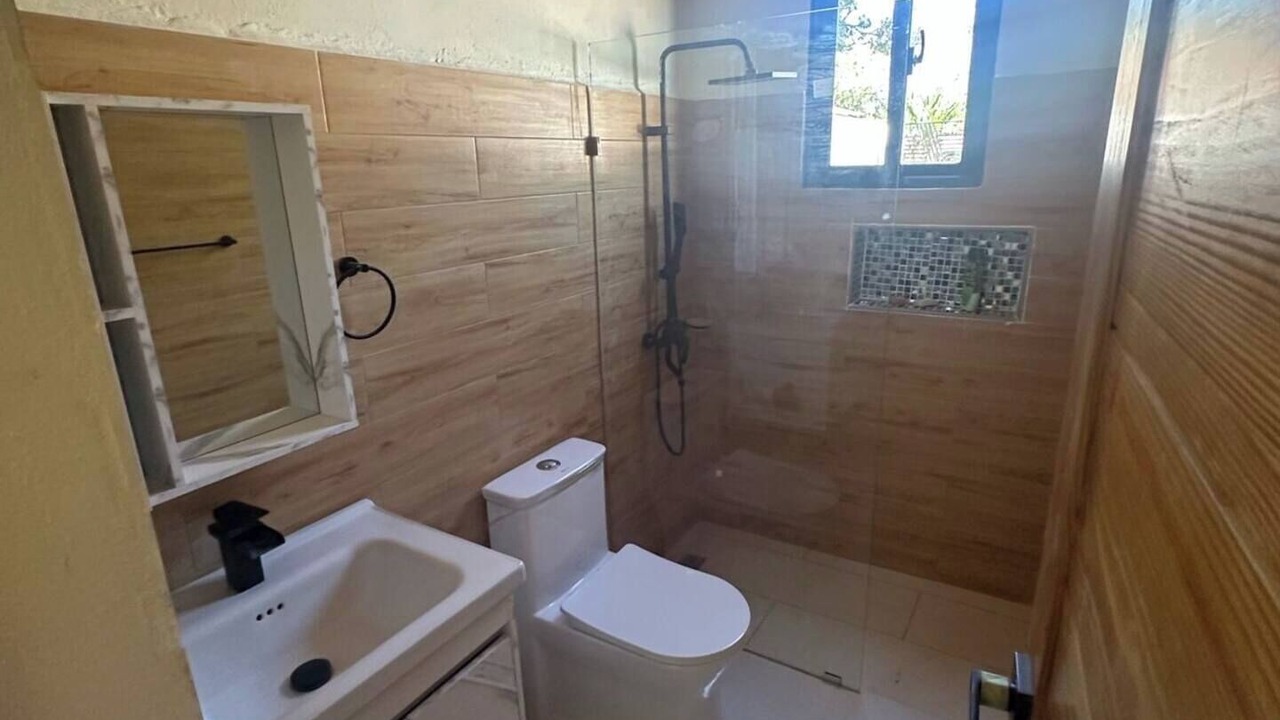 Photo of Bathroom in La Joya