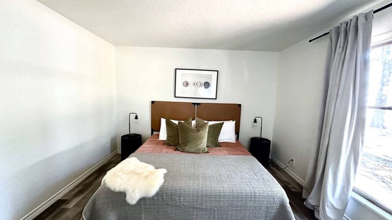 Photo of Bedroom in Duncan