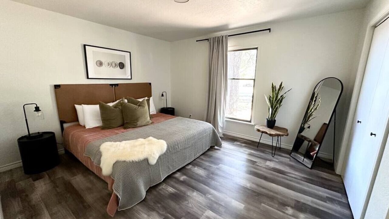 Photo of Bedroom in Duncan