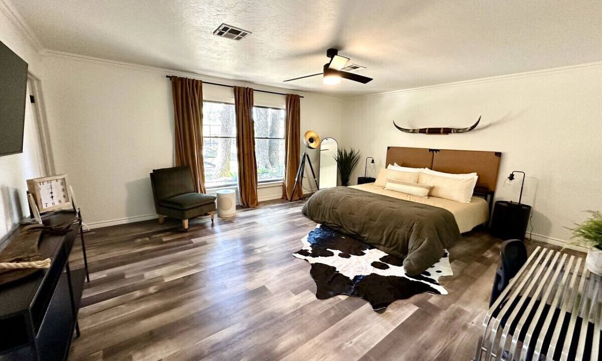 Photo of Bedroom in Duncan