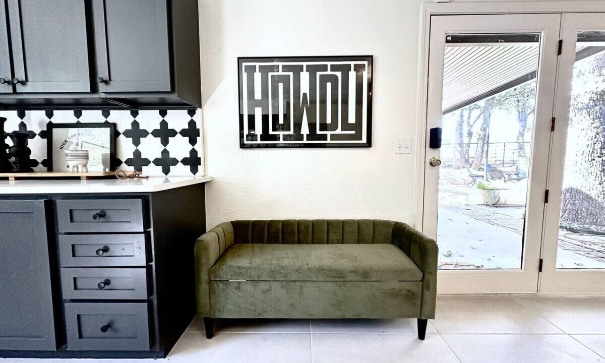 Photo of Livingroom in Duncan