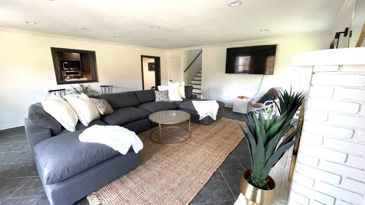 Photo of Livingroom in Duncan