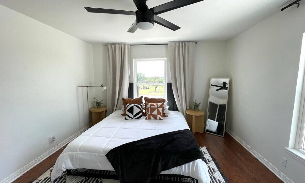 Photo of Bedroom in Duncan
