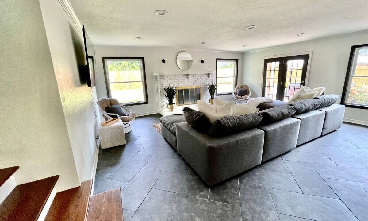 Photo of Livingroom in Duncan