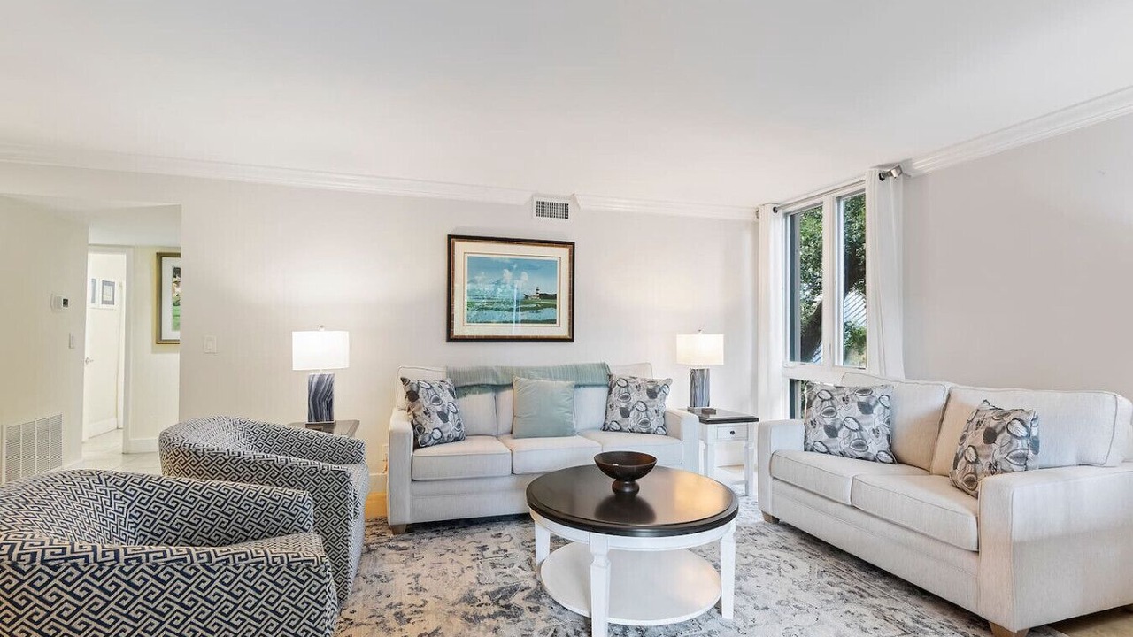 Photo of Livingroom in Harbour Town