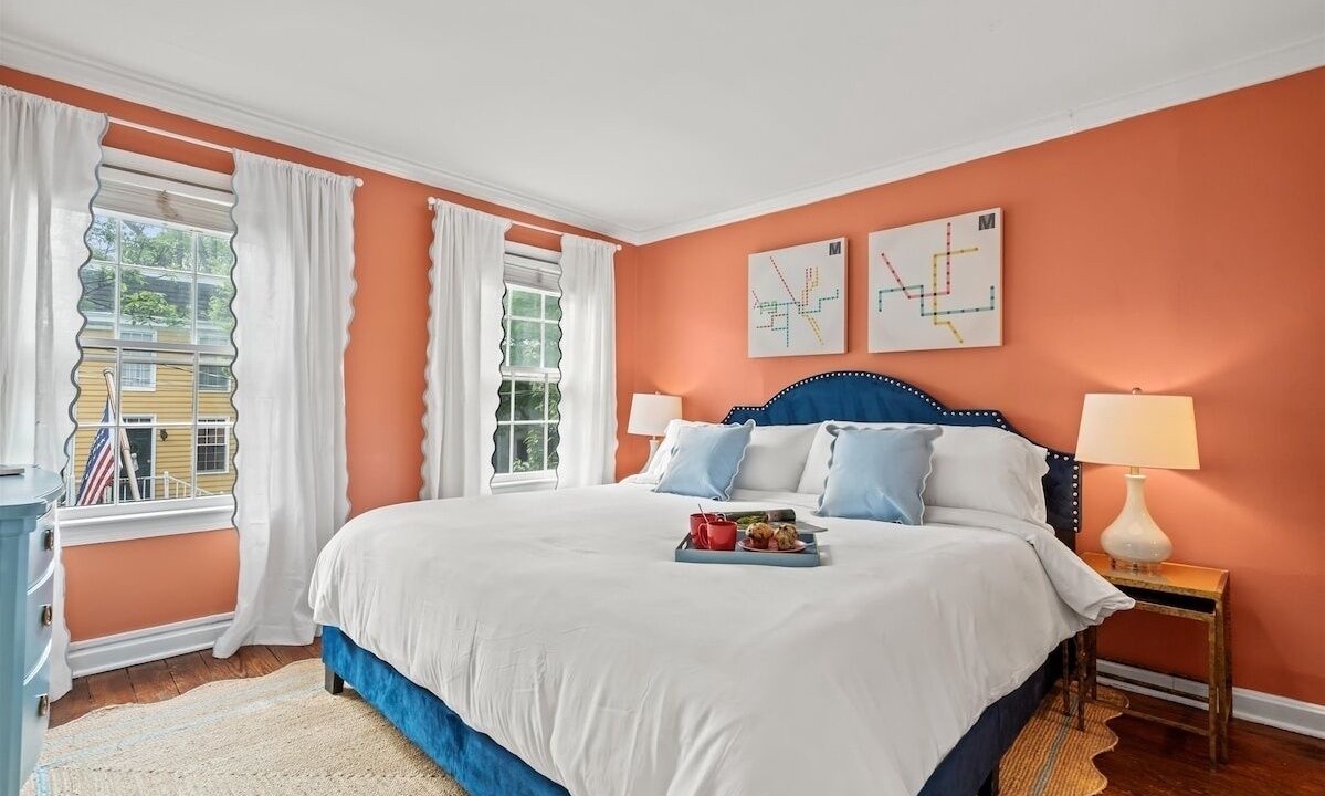 Photo of Bedroom in Old Town Alexandria