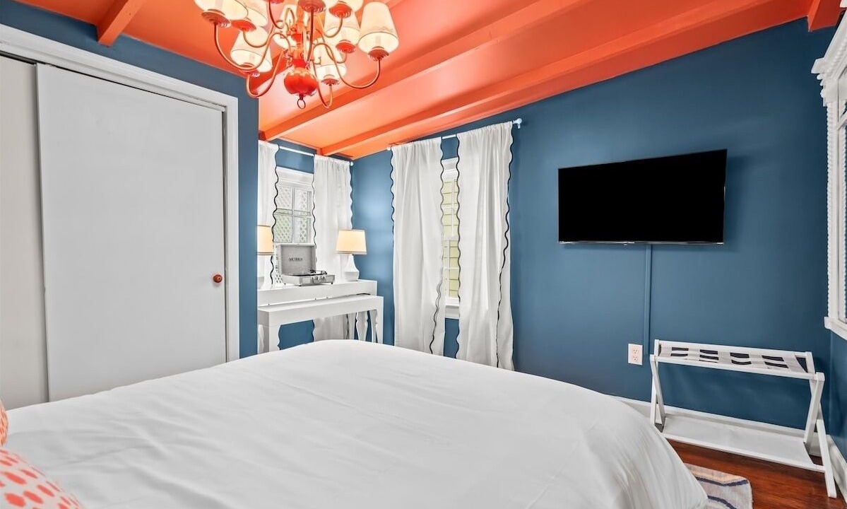 Photo of Bedroom in Old Town Alexandria