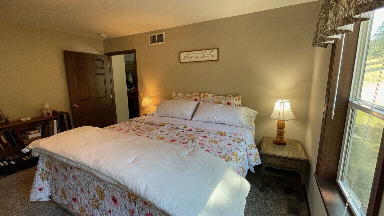 Photo of Bedroom in Hermosa