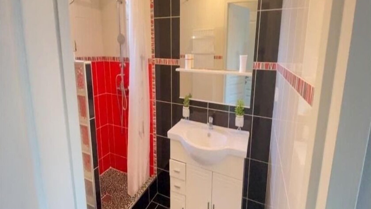 Photo of Bathroom in Saint-Martin-de-Seignanx