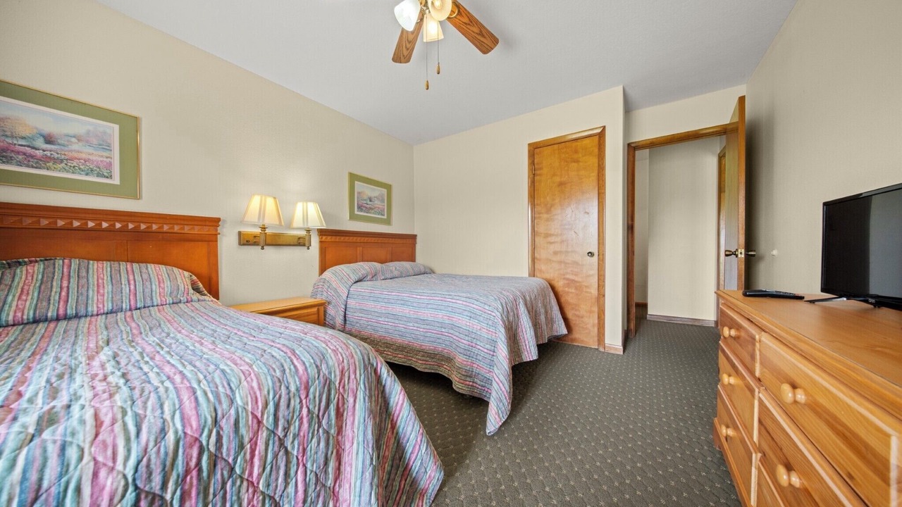 Photo of Bedroom in Lake Tansi