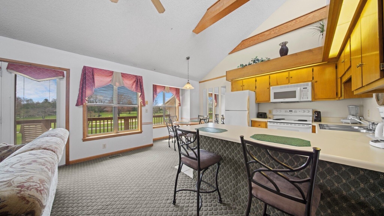 Photo of Kitchen in Lake Tansi