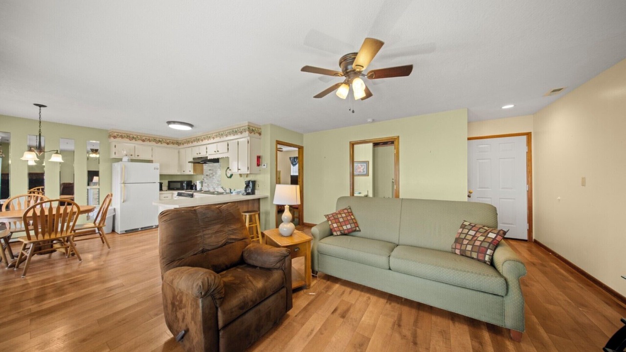 Photo of Livingroom in Lake Tansi