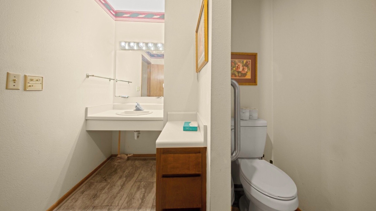 Photo of Bathroom in Lake Tansi