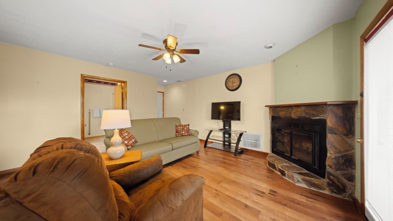 Photo of Livingroom in Lake Tansi