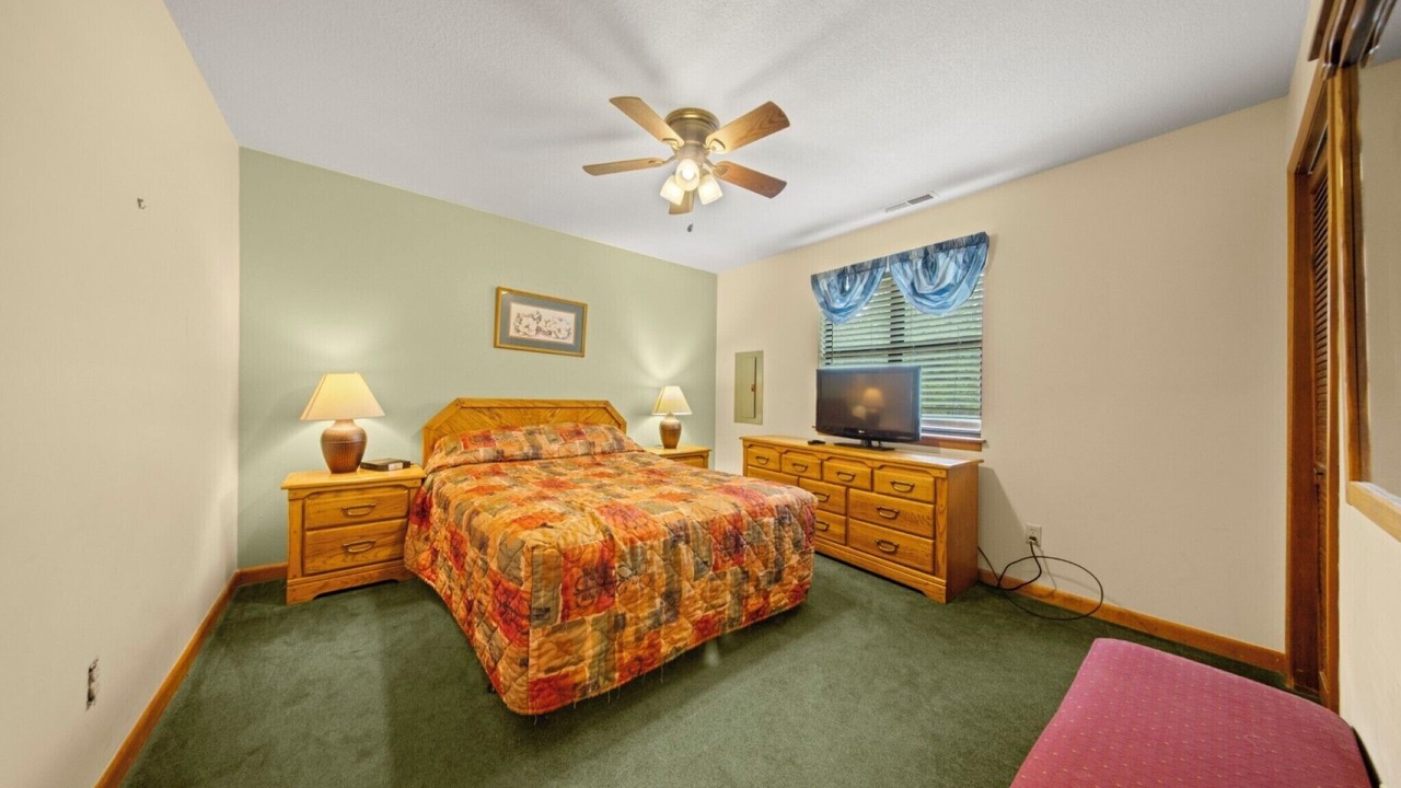 Photo of Bedroom in Lake Tansi