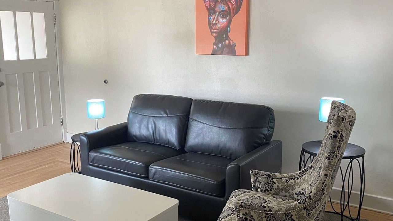 Photo of Livingroom in Raynolds Addition