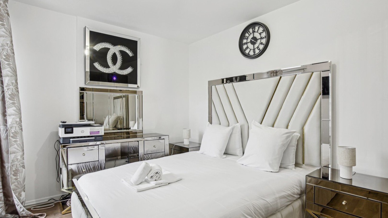 Photo of Bedroom in Bezons